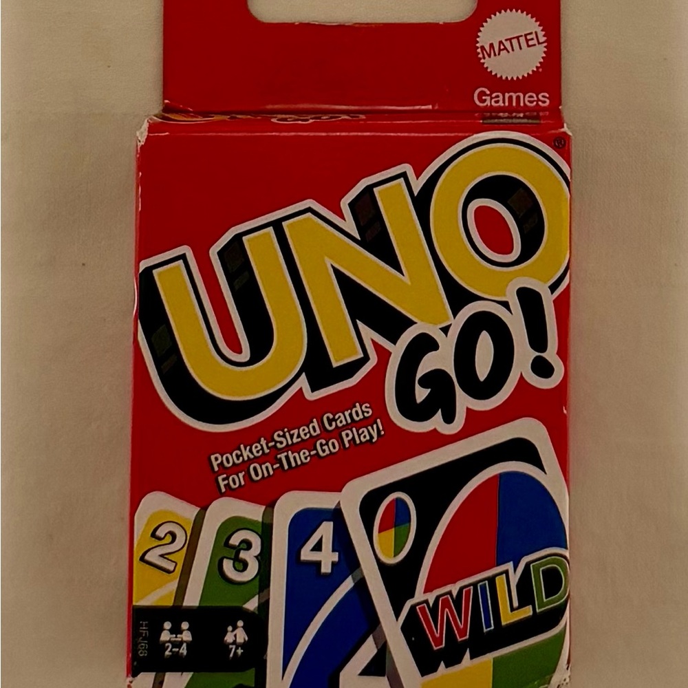 Mattel UNO Go! Card Game